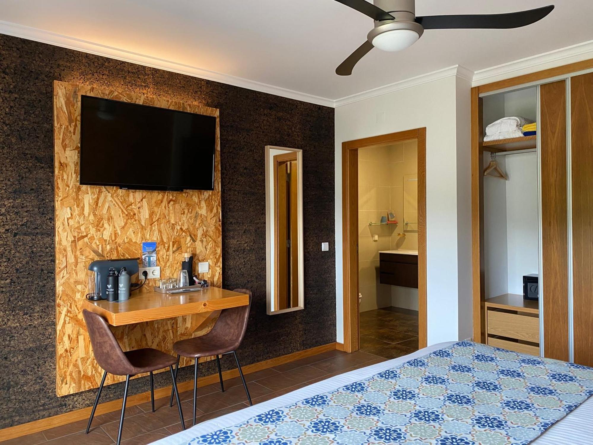 Casa Carvalhal - Adults Only Bed & Breakfast Gois Exterior photo