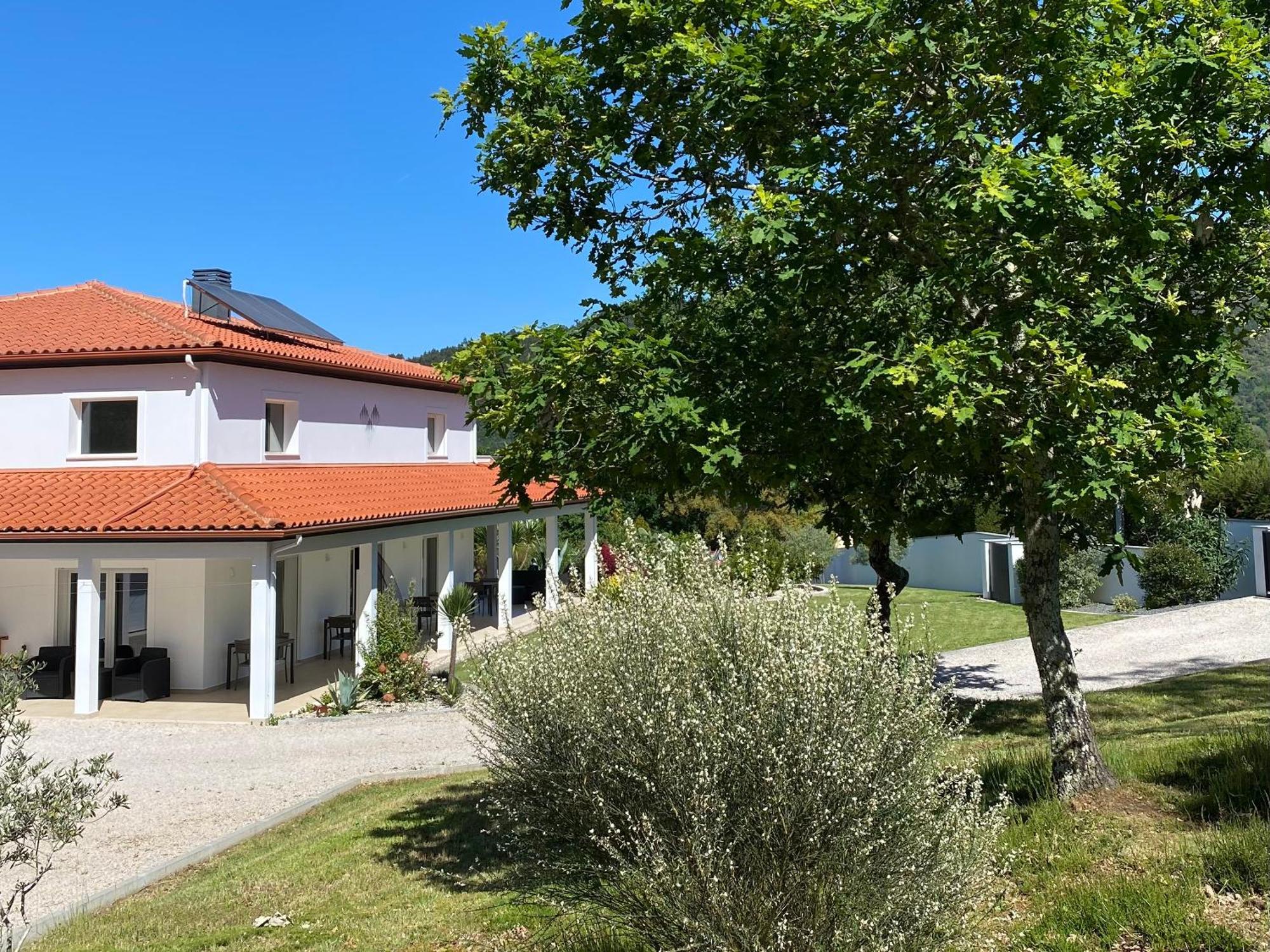 Casa Carvalhal - Adults Only Bed & Breakfast Gois Exterior photo